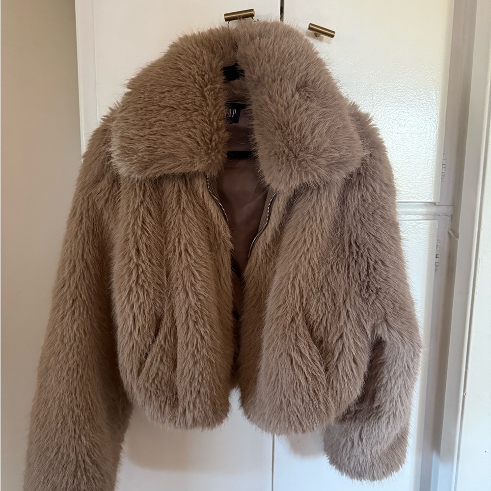GAP Cozy Tan Teddy Jacket